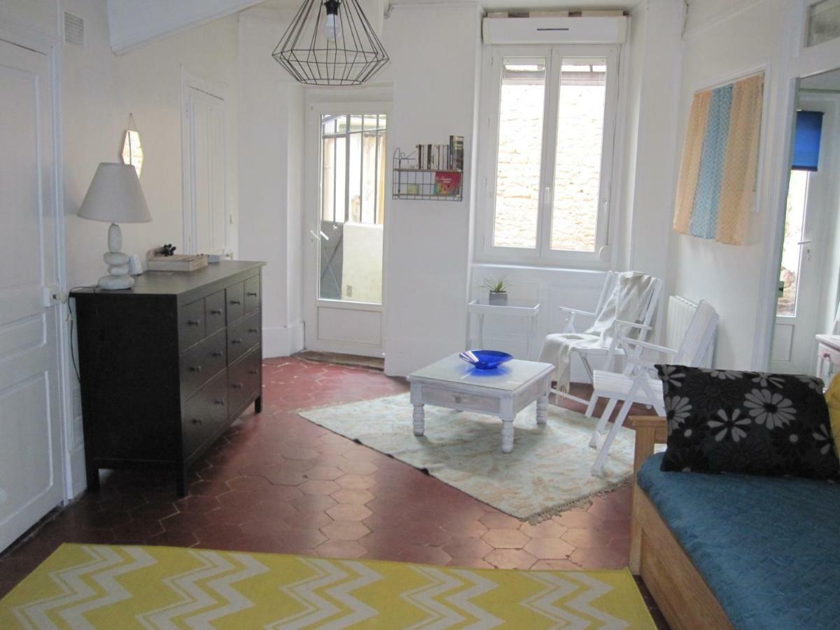 Gite De La Madeleine 80 M2 Tournus Exterior photo